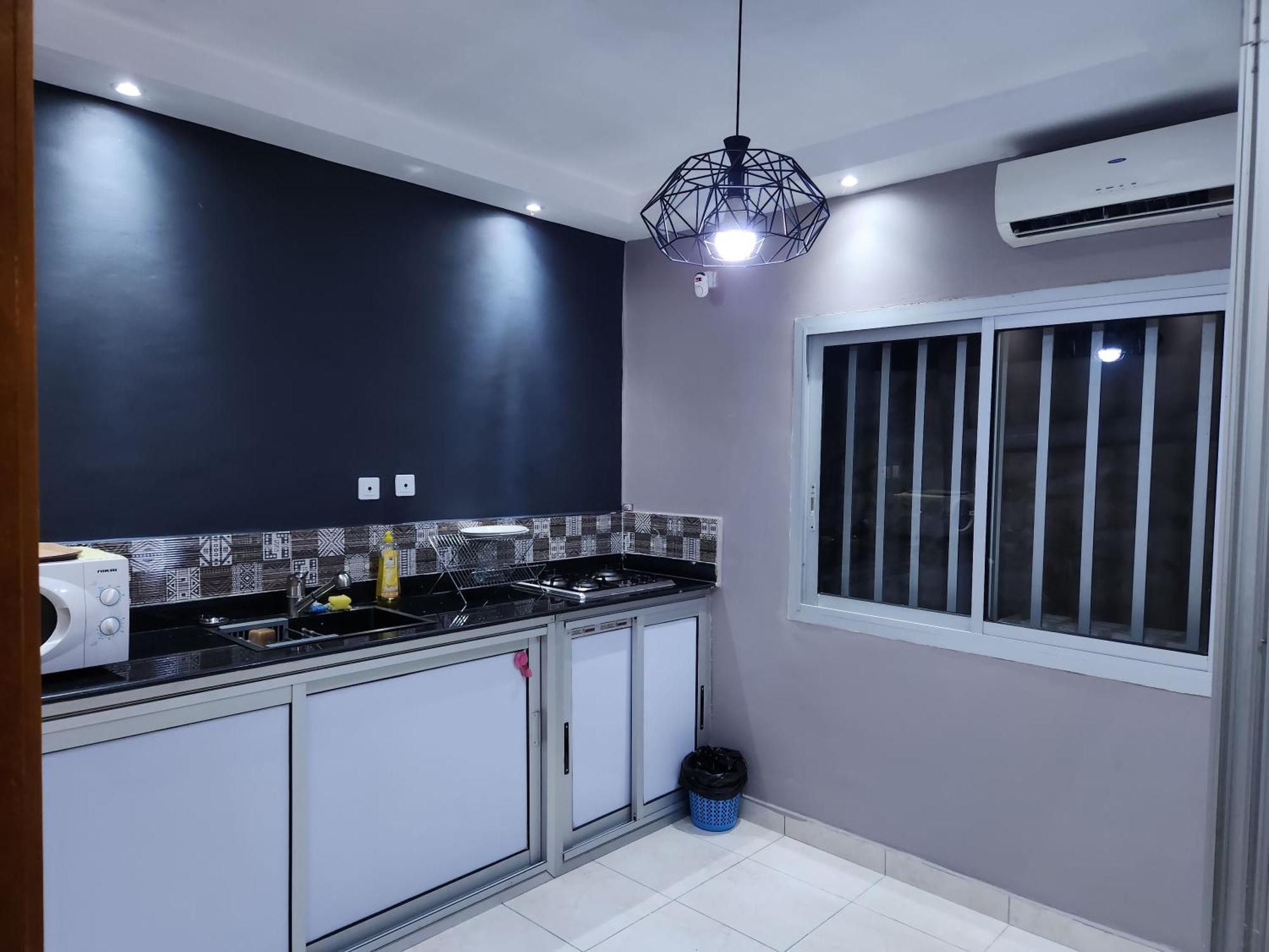 Meuble 1Ch 2E Ch Dispo Avec Un Supplement E1D Apartment Douala Exterior photo